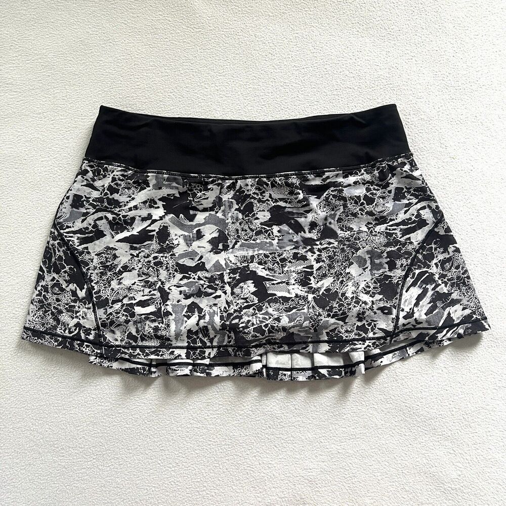 Lululemon Circuit Breaker Skirt II Interlaced Alpine White Black Print 8 Reg